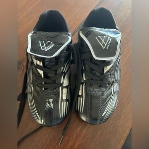 Size 11 1/2 soccer cleats